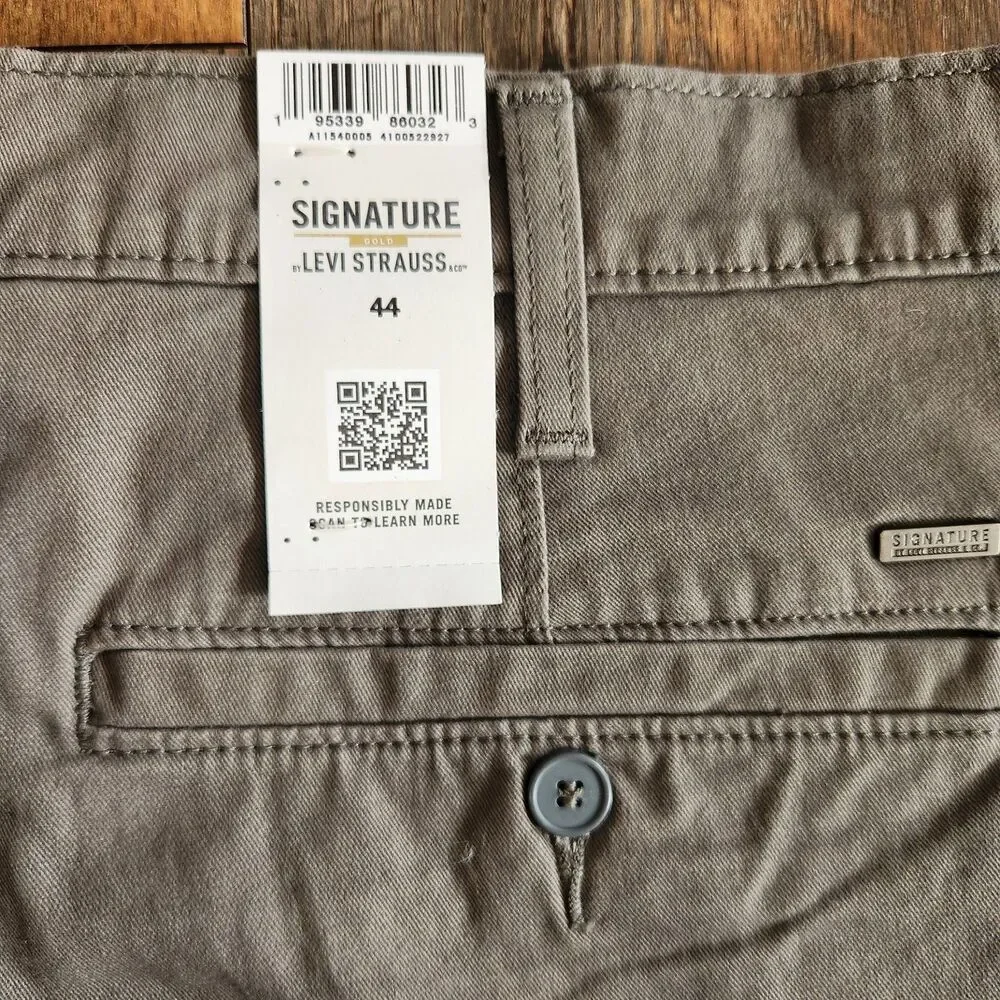 NWT Levi Strauss Signature Gold Men's Sz 44 Casual Chino 10.5